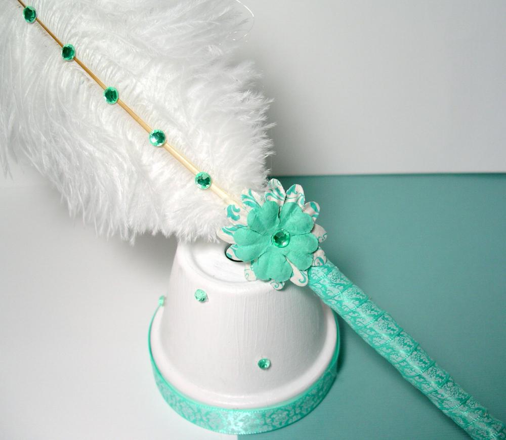 Ostrich Feather Pen & Stand - Aqua Green and White Damask